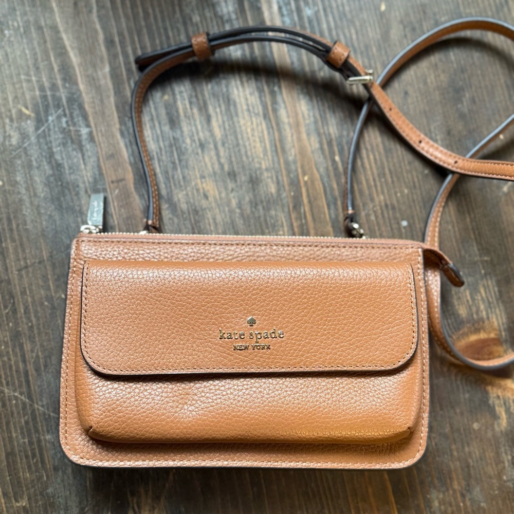 Kate Spade Leila small crossbody